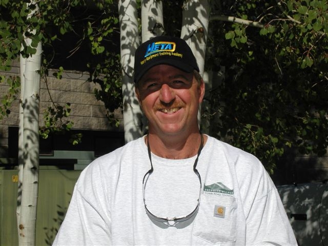 Ed Fuller 9-15-05 Awards APWA Truck 001.JPG